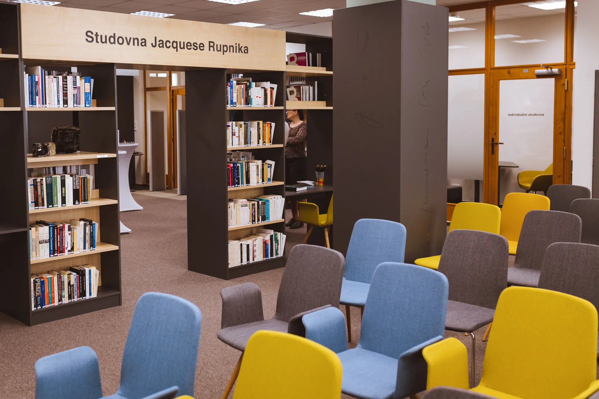 Ld Reference Studovna Jacquese Rupnika – LD Seating